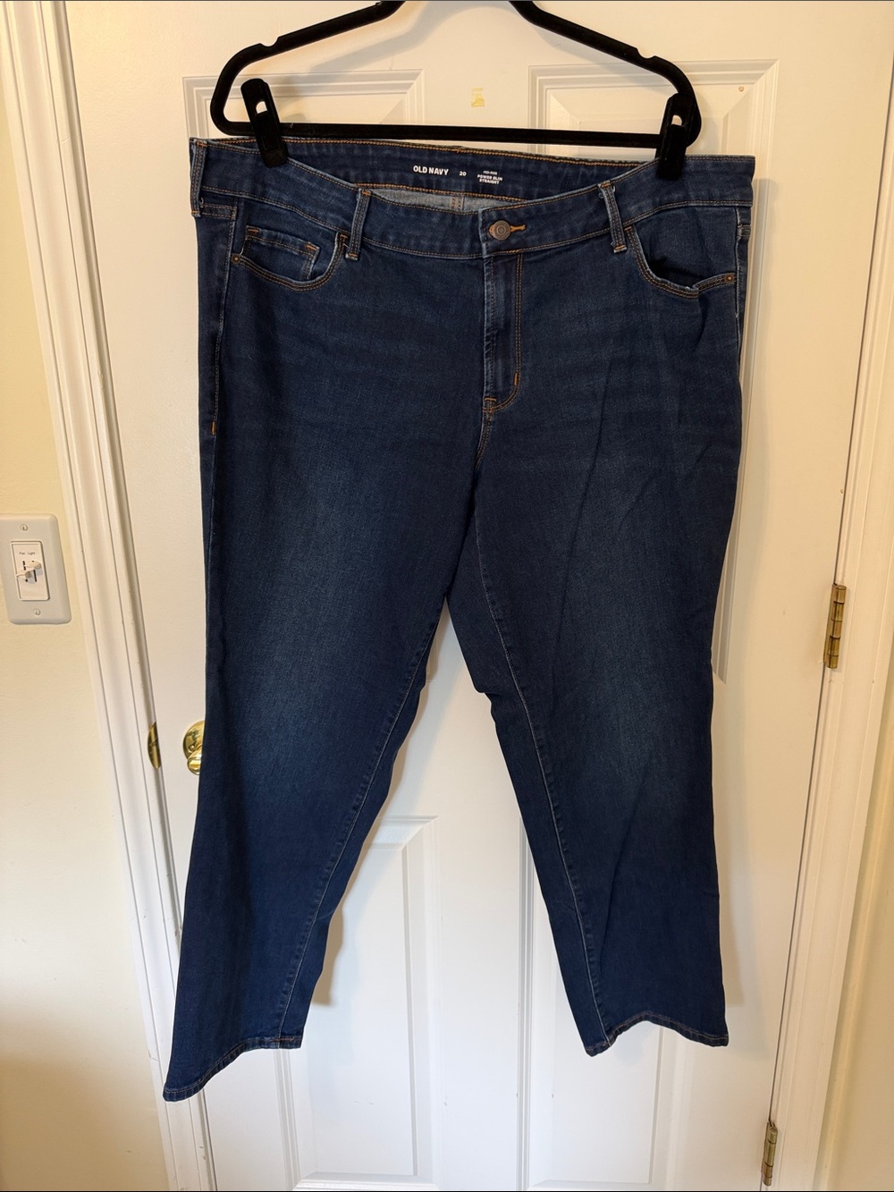 Old Navy Deep Blue Mid-Rise Power Slim Straight-Leg Jeans 20